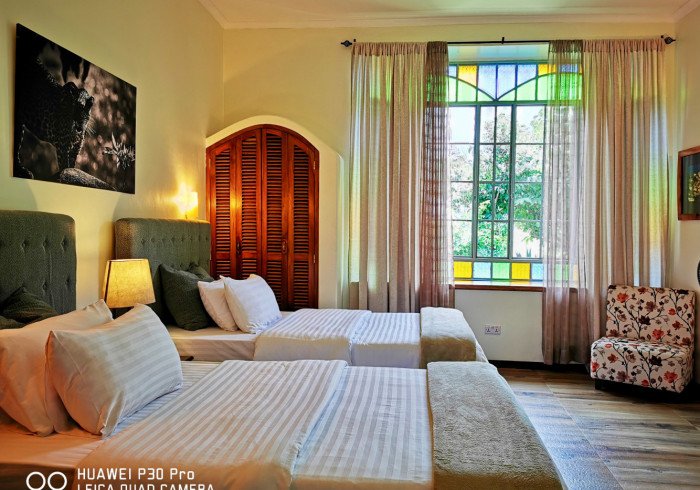 Twin Deluxe room